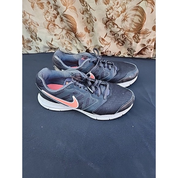 Nike Downshifter Black Orange White Trim Running Shoe Women's Size 8 - Picture 1 of 9